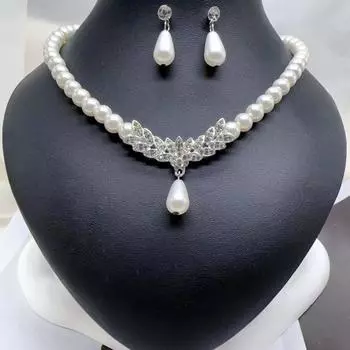 Женский комплект жемчужного ожерелья нового стиля с бриллиантовыми аксессуарами
