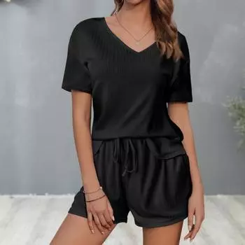 Женский летний комплект из 2 предметов: футболка с коротким рукавом и V-образным вырезом, эластичные шорты на талии, однотонный свободный покрой, повседневный наряд M чёрный