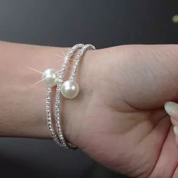 Женский многослойный браслет на запястье со стразами и искусственным жемчугом, открытый браслет