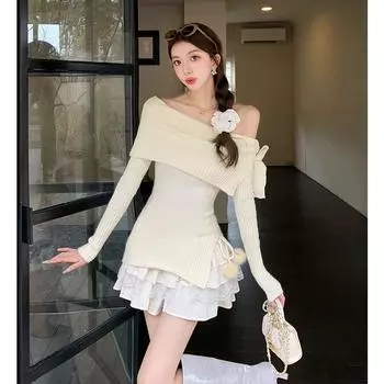 Женский облегающий трикотажный топ с открытыми плечами и бантом и полувоздушная юбка-торт S бежевый