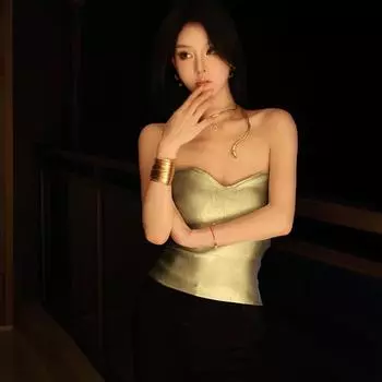 Женский однотонный повседневный облегающий топ без рукавов с глубоким вырезом и штампованным узором для похудения S золотой