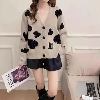 Женский осенне-зимний кардиган с принтом в виде сердца и V-образным вырезом, трикотаж с длинным рукавом, вязаный свитер One Size верблюд