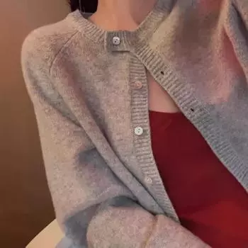 Женский осенне-зимний однотонный вязаный кардиган с круглым вырезом One Size серый