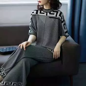 Женский осенний повседневный комплект: топ с круглым вырезом со средними рукавами и широкие брюки, комплект из двух предметов 3XL