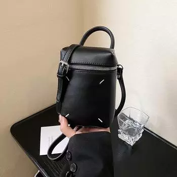 Женский портативный портсигар 2024 осень/зима: Маленькая квадратная сумка через плечо, коробка с ручкой, сумка для мобильного телефона. 11*5.5*16 красный