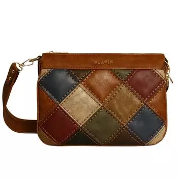 Женский повседневный образ со стильным рюкзаком