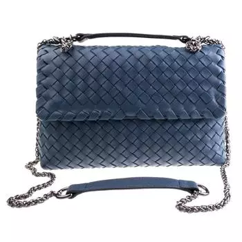 Женский повседневный образ со стильным рюкзаком