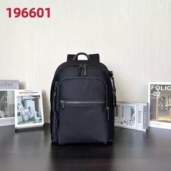 Женский рюкзак Voyageur Commuter из однотонного нейлона