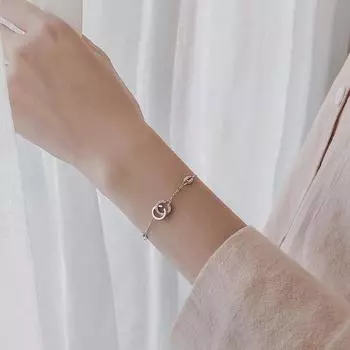 Женский серебряный браслет из чистого серебра S925, браслет в корейском стиле с двойной блокировкой C и бриллиантами, простой браслет Bestie со свежим темпераментом