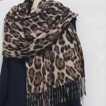 Женский шарф с леопардовым принтом осень/зима 2024 года: Теплая, модная, универсальная шаль из искусственного кашемира Over 175cm чёрный/белый