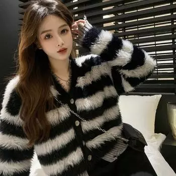 Женский свитер 2023, полосатый свитер для женщин, мягкая клейкая круглая пряжа, маленький дизайн, кардиган, свитер, верхняя одежда One Size чёрный