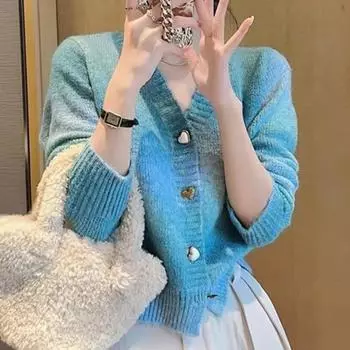 Женский свитер-кардиган с градиентной вязкой и сердечками на осень/зиму One size розовый