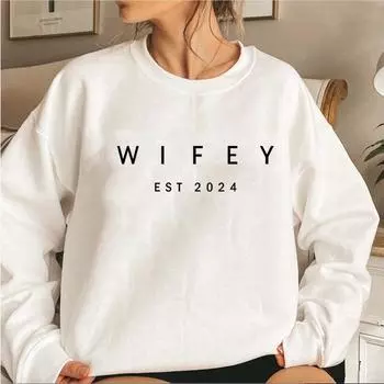 Женский свитер Wifey EST 2024, подарок для свадебного душа, подарки на помолвку, толстовки для жениха, женские толстовки с рисунком, пуловеры с длинными рукавами, топ S чёрный