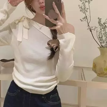 Женский тонкий свитер с открытыми плечами во французском стиле One Size чёрный