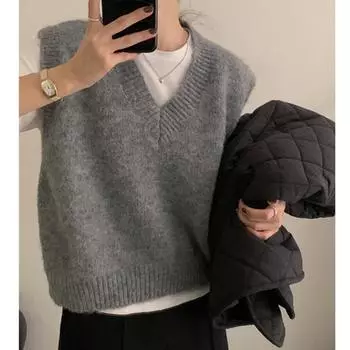 Женский трикотажный офисный свитер с V-образным вырезом, свободный повседневный жилет-пуловер, однотонный свитер-жилет для женщин, осень-зима 2024 г. One Size чёрный