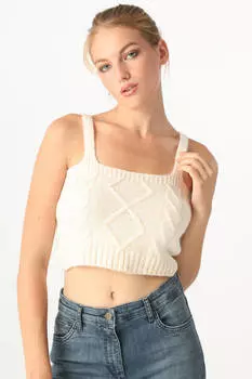 Женский укороченный трикотаж на бретельках бежевый