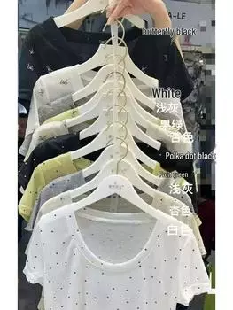 Женский ультратонкий трикотажный топ с коротким рукавом и низким вырезом в горошек на лето 2024 года Medium