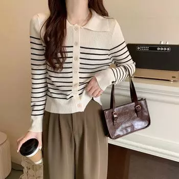 Женский вязаный кардиган, новинка осени 2023, облегающий низ, тонкий полосатый свитер с длинными рукавами и воротником-поло, элегантный темперамент One size чёрный