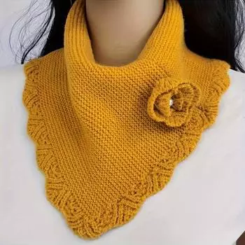 Женский зимний однотонный вязаный шарф - мягкий волнистый край с цветочным акцентом на крючке - стильная треугольная шаль для осени и зимы 1 pc белый