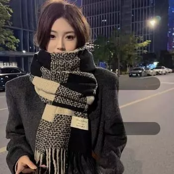 Женский зимний утолщенный шарф в клетку для пожилых людей, новый женский британский ретро-корейский вариант теплой шали One Size чёрный