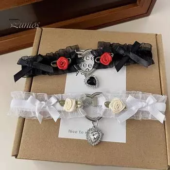 Женское колье Черно-белое прозрачное кружево с металлическим сердцем любви Маленькие цветы с бантом Сексуальная элегантная подвеска со стразами Клубный воротник Ожерелье Повседневная одежда чёрный