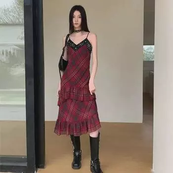 Женское красное клетчатое платье с V-образным вырезом и подтяжками — ретро-дизайн для весеннего отдыха на море L