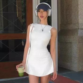 Женское летнее однотонное повседневное платье без рукавов с лямкой через шею S белый