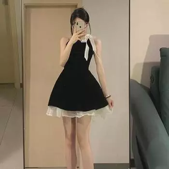 Женское летнее платье 2024 года с французским бантом, черное, без рукавов, с халтер-воротом - шикарная короткая юбка S чёрный