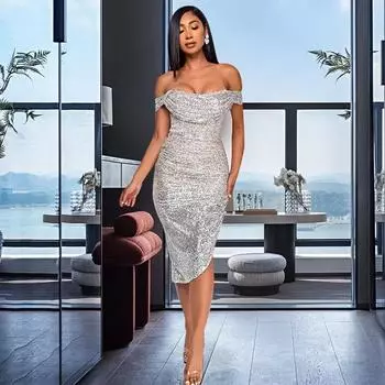 Женское летнее платье с одной линией плеча и французской талией, платье средней длины с пайетками и сумкой на бедрах S серебро белый