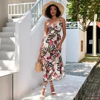 Женское летнее платье с принтом и завышенной талией средней длины с халтером S белый