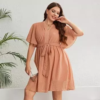 Женское летнее платье с v-образным вырезом, однотонное, с короткими расклешенными рукавами, свадебное платье для гостей, многоуровневое мини-платье с поясом и рюшами по подолу, дышащее базовое платье трапециевидной формы XL розовый