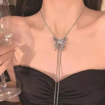 Женское лето 2024, новинка, популярная цепочка на ключицу, модное легкое роскошное элегантное универсальное ожерелье для небольшой толпы интернет-знаменитостей Adjustable size