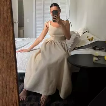 Женское однотонное платье без рукавов длиной до щиколотки с v-образным вырезом и высокой талией S синий