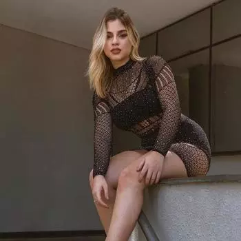 Женское осеннее однотонное полуводолазное платье с длинным рукавом и ажурной отделкой в виде ромба, тонкое сексуальное кружевное платье one size fits all