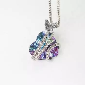 Женское ожерелье Бабочка Сердце Стразы Ювелирные изделия Гальваника Яркий блеск Ожерелье Ювелирные изделия Подарки разноцветный