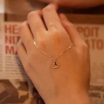 Женское ожерелье из стерлингового серебра 925 пробы, модная подвеска с бриллиантами в форме короны, цепочка на ключицу с сапфиром, персонализированная универсальная подвеска 925