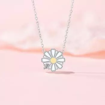Женское ожерелье с маленькой маргариткой серии Ye Zhiqiu, цепочка на ключицу из нержавеющей стали с холодным ветром и цирконием