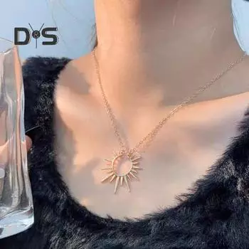 Женское ожерелье с подвеской в виде полого солнца из сплава в стиле ретро, регулируемая длина, полированное, повседневная одежда, свадьбы, вечеринки, ювелирные изделия, подарок на день рождения, ключица золотистый