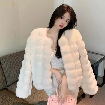 Женское пальто из экологически чистого искусственного меха кролика и овечьей шерсти 2024 года, зимний стиль, утолщенный плюш, маленький размер. One size белый