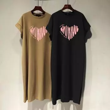 Женское платье-футболка с короткими рукавами, свободное повседневное тонкое платье с разрезом на рукавах-гульфиках, летнее M чёрный