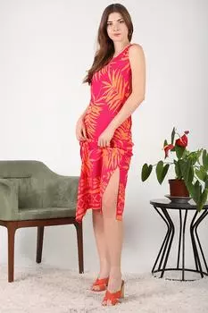 Женское платье на толстых бретелях