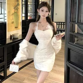 Женское платье Pure Lust Spice Girl с кружевной отделкой и узким низом S абрикосовый