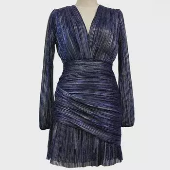 Женское платье-русалка с V-образным вырезом от M s French 2024: Золотой и серебряный шелк, блестящая плиссе, запашная талия, короткая юбка.
