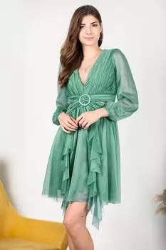 Женское платье с юбкой и рюшами