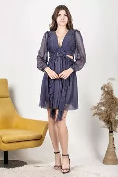 Женское платье с юбкой и рюшами