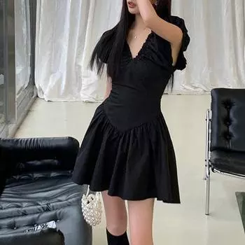 Женское плиссированное платье с V-образным вырезом, французская юбка для чайной паузы, утягивающее платье с короткими рукавами-фонариками M чёрный