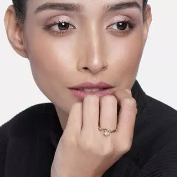 Женское позолоченное необычное кольцо Estele с красным американским бриллиантом (нерегулируемое)