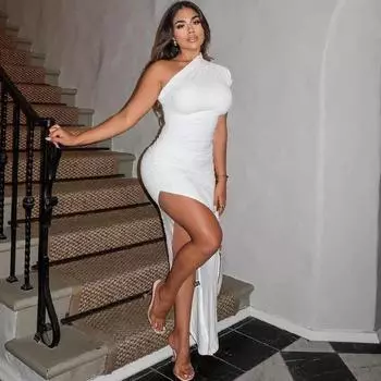 Женское сексуальное платье с диагональным вырезом, с коротким рукавом, плиссированное платье, нестандартная длина до середины талии S чёрный