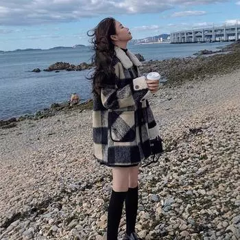 Женское шерстяное пальто в клетку 2024 года - Короткий дизайн из сращенной овечьей шерсти 4XL