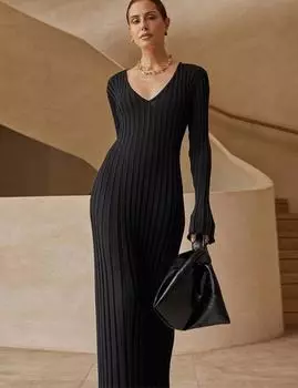 Женское трикотажное длинное платье, осень-зима, элегантное плиссированное платье-миди трапециевидной формы, женское повседневное платье макси с v-образным вырезом в рубчик S чёрный